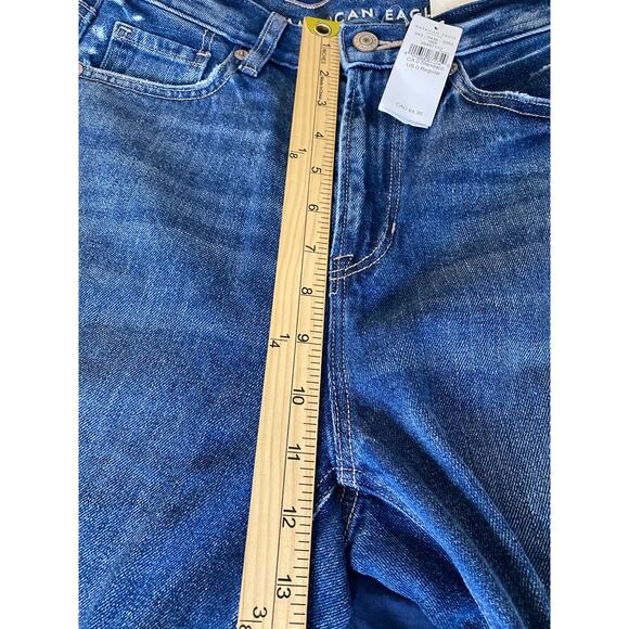 American Eagle Relaxed Mom Jean - Picture 7 of 8